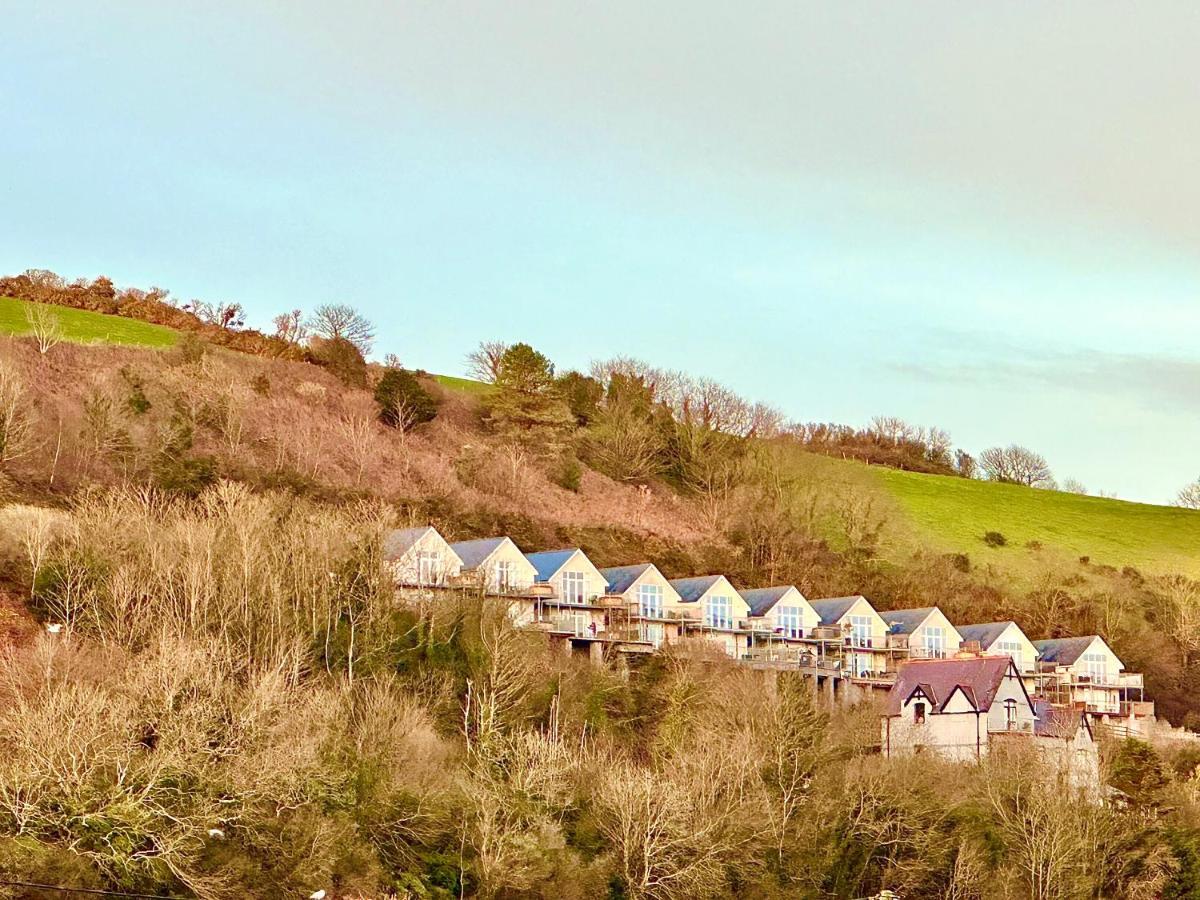 The Mermaids Watch Pendine Dog Friendly Leilighet Eksteriør bilde